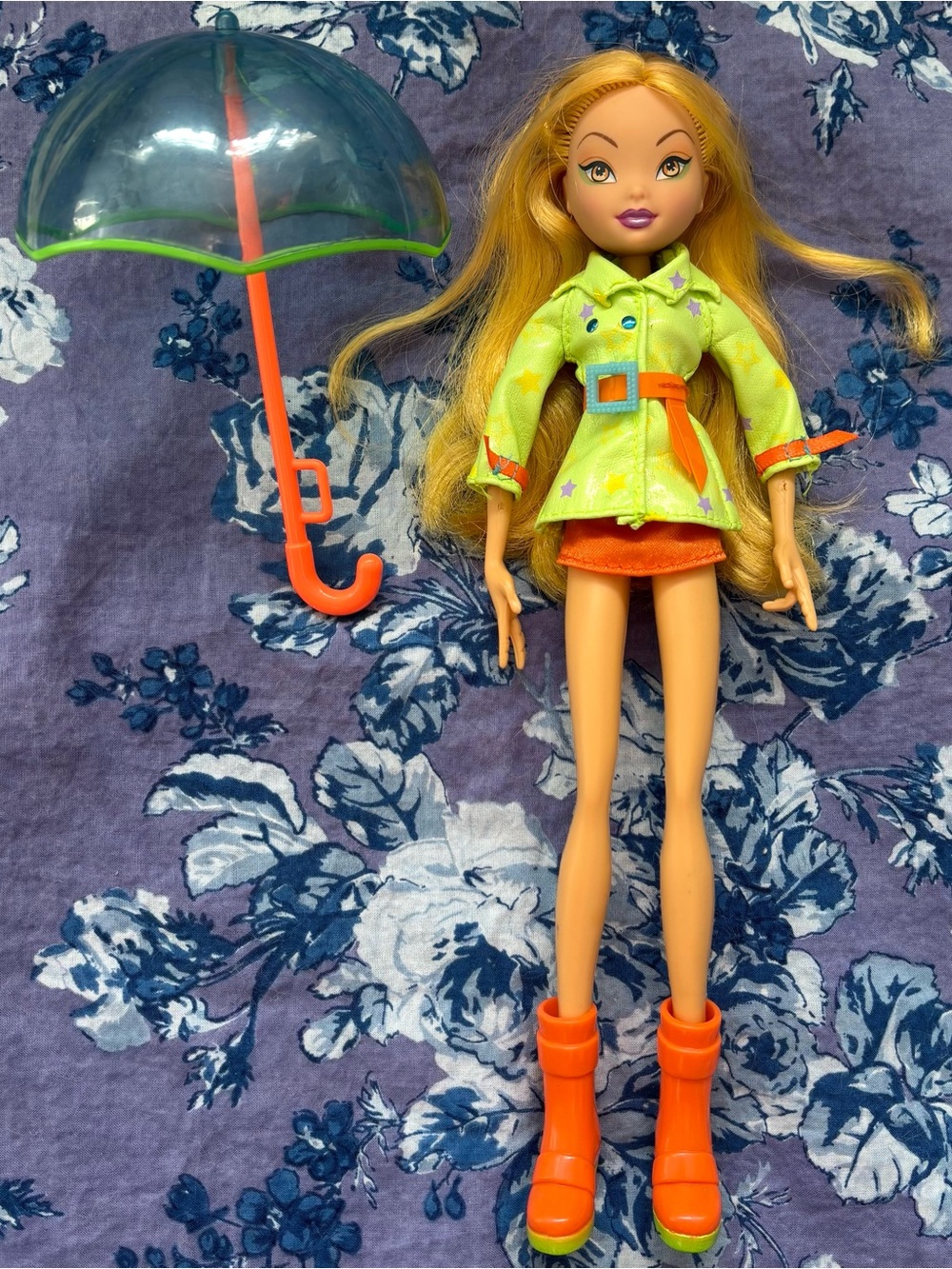 Winx Club Stella Umbrella Doll Mattel Rainbow 2007 SMOKE SMELL READ
